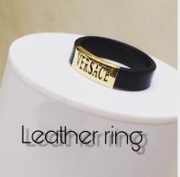 انواع دستبندهای چرم زنانه و مردانه در وزن و مدل های متنوع